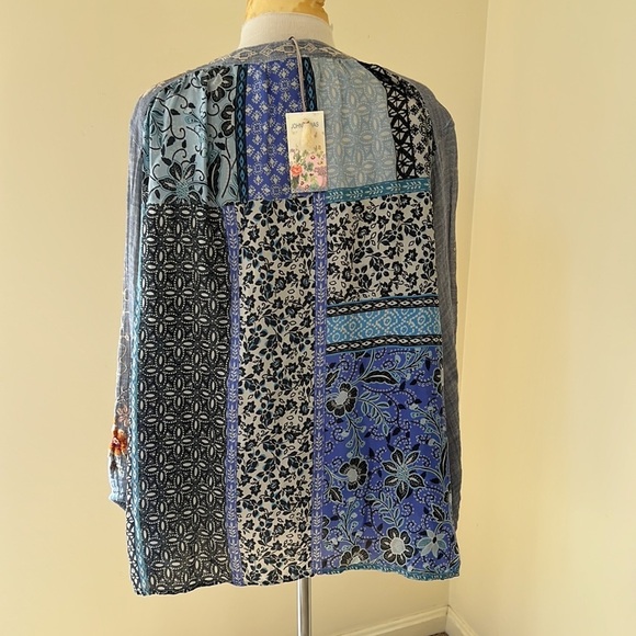 NWT! Johnny Was XL Umoya effortless scarf back blouse. - Picture 6 of 13